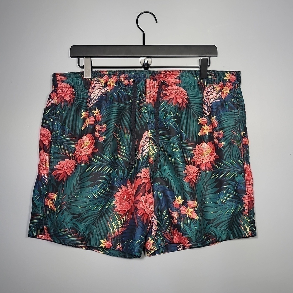 H&M Men's Hawaiian Swim Trunks